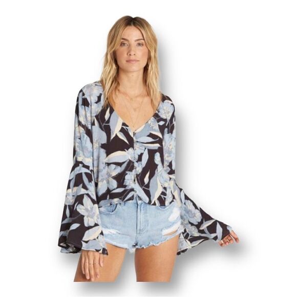 Billabong Crop Bell Sleeve Blouse Small - Picture 1 of 8
